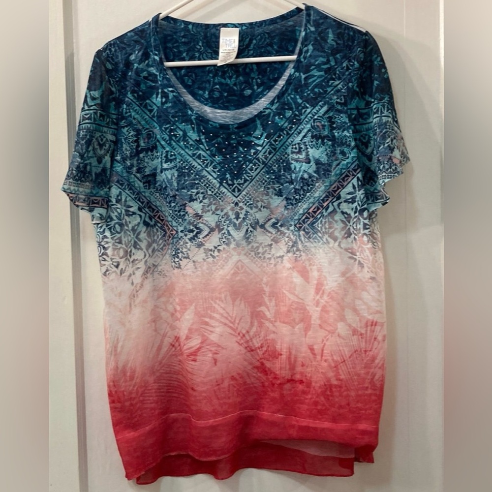 Time and Tru Blue and Red Short Sleeve Tee